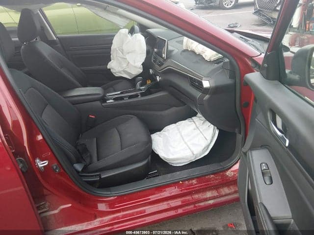 2024 NISSAN ALTIMA SV FWD 5