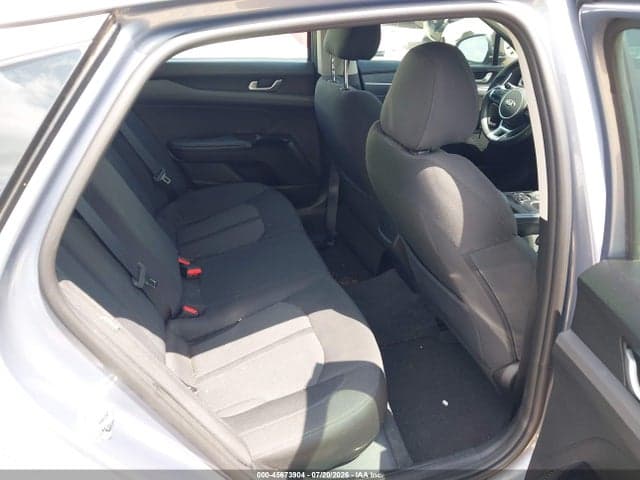 2021 KIA K5 LX 8