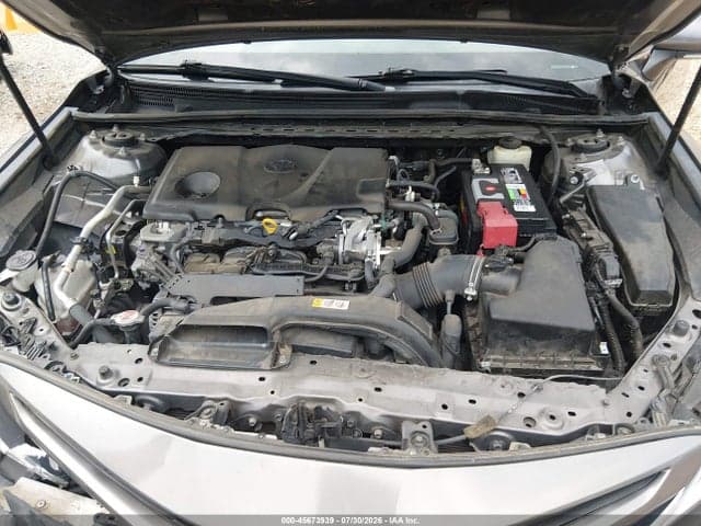 2018 TOYOTA CAMRY SE 10