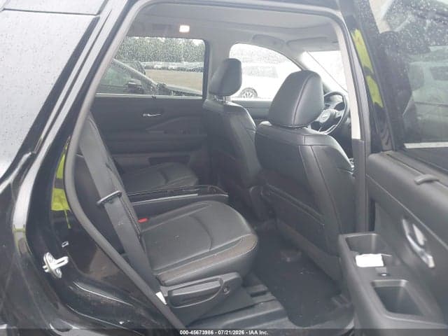 2022 NISSAN PATHFINDER SL 4WD 8