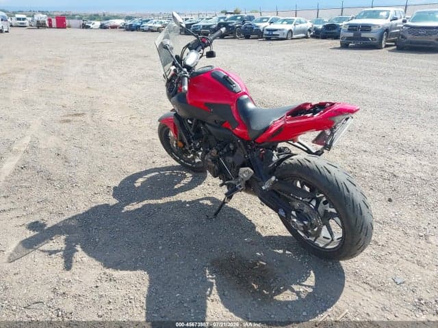 2017 YAMAHA FZ07A 3