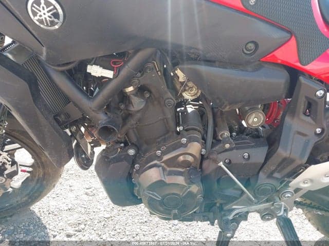 2017 YAMAHA FZ07A 9