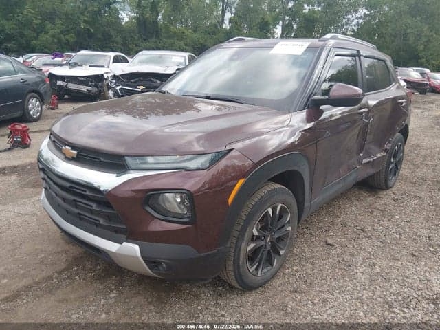 2022 CHEVROLET TRAILBLAZER AWD LT 2
