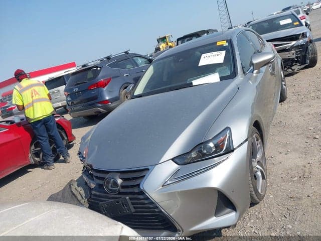 2018 LEXUS IS 300 12