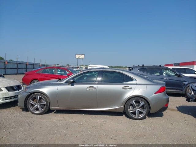 2018 LEXUS IS 300 14