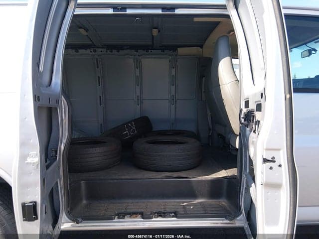 2018 CHEVROLET EXPRESS 2500 WORK VAN 8