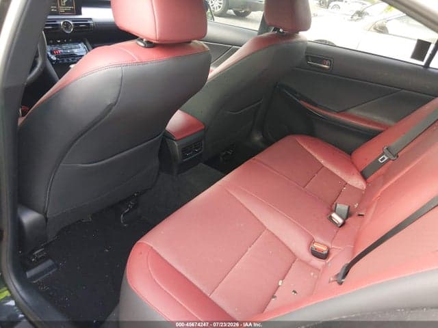 2024 LEXUS IS 300 8
