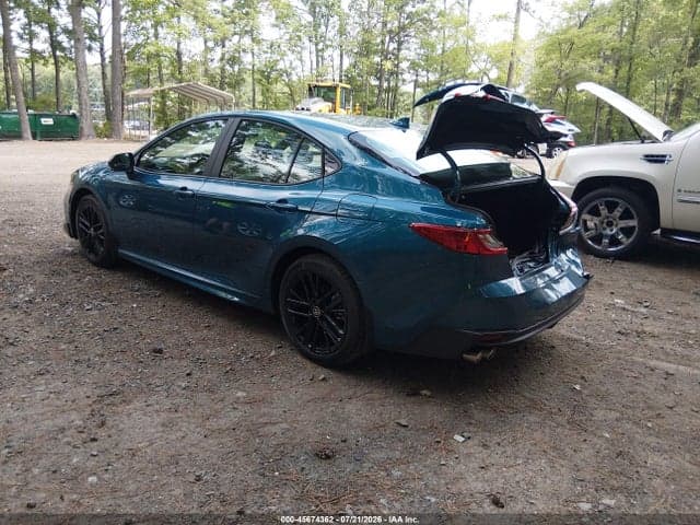 2026 TOYOTA CAMRY SE 3