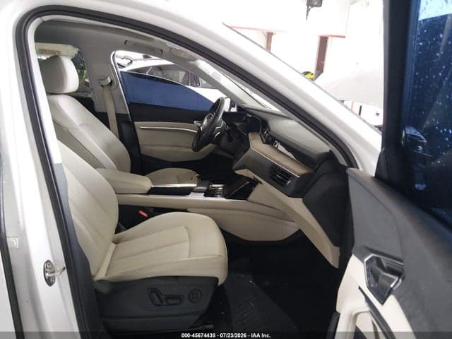 2019 AUDI E-TRON PREMIUM PLUS 5