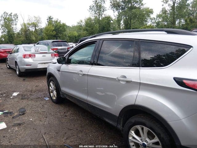 2018 FORD ESCAPE SEL 14