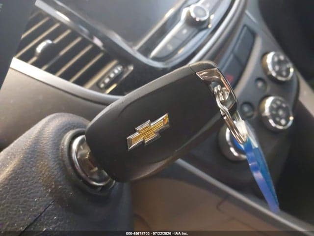 2020 CHEVROLET TRAX FWD LS 11