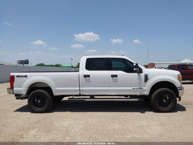 2017 FORD F-350 XLT 14