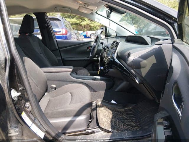 2020 TOYOTA PRIUS LE AWD-E 5