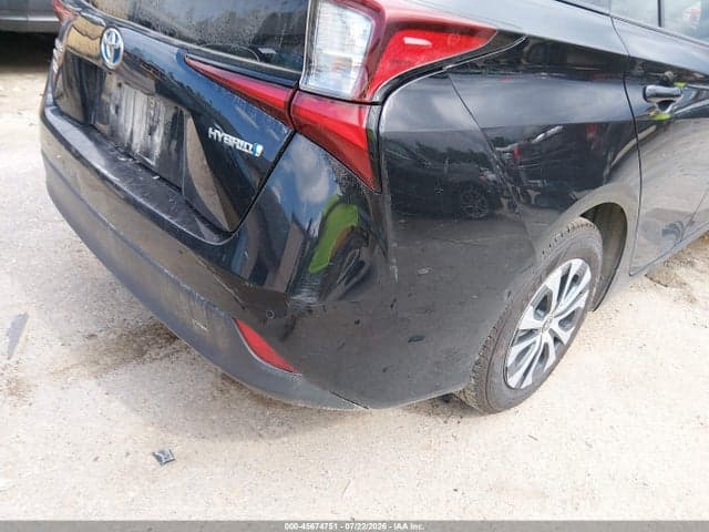 2020 TOYOTA PRIUS LE AWD-E 6