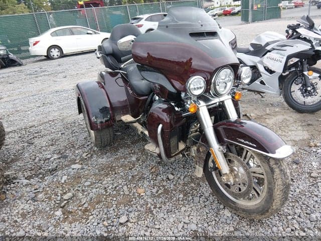 2022 HARLEY-DAVIDSON FLHTCUTG - 1