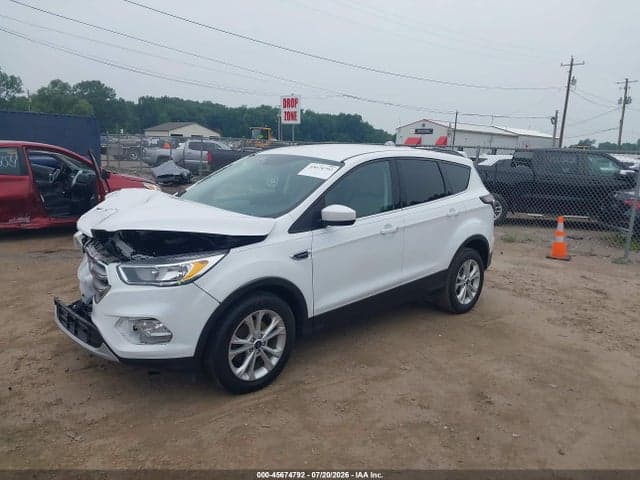 2017 FORD ESCAPE SE 2
