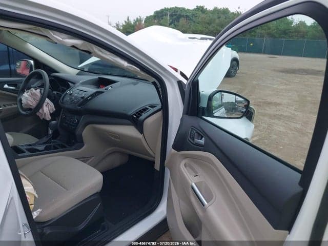 2017 FORD ESCAPE SE 5