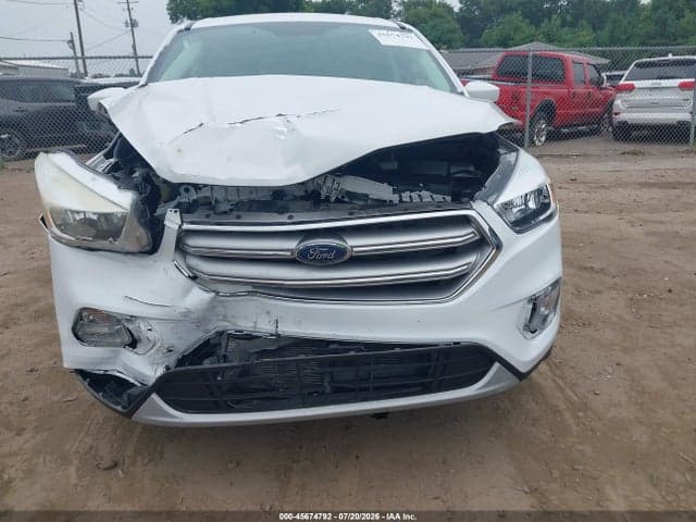 2017 FORD ESCAPE SE 6