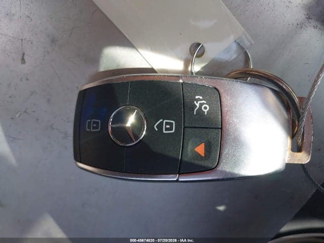 2020 MERCEDES-BENZ C 300 11