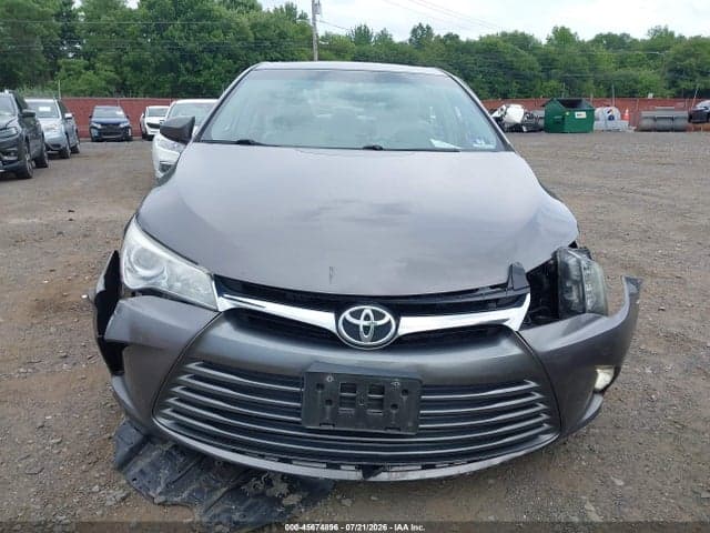 2017 TOYOTA CAMRY XLE 12