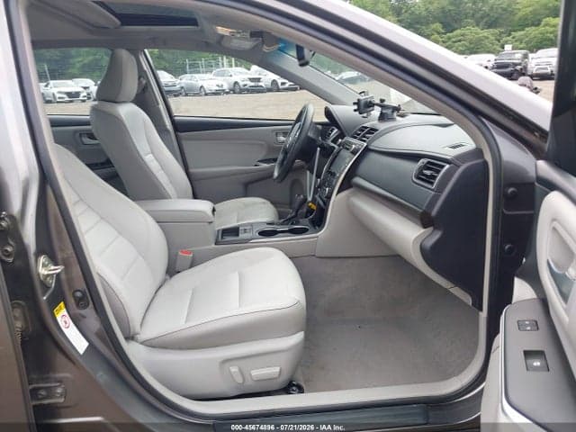 2017 TOYOTA CAMRY XLE 5