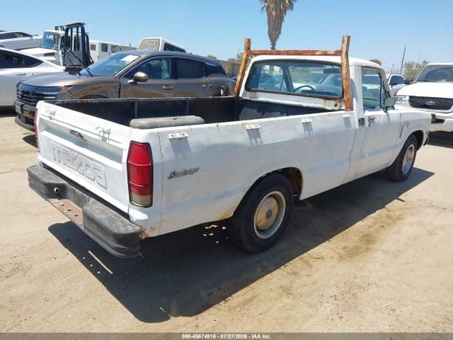 1984 MAZDA B2000 LONG BED 4