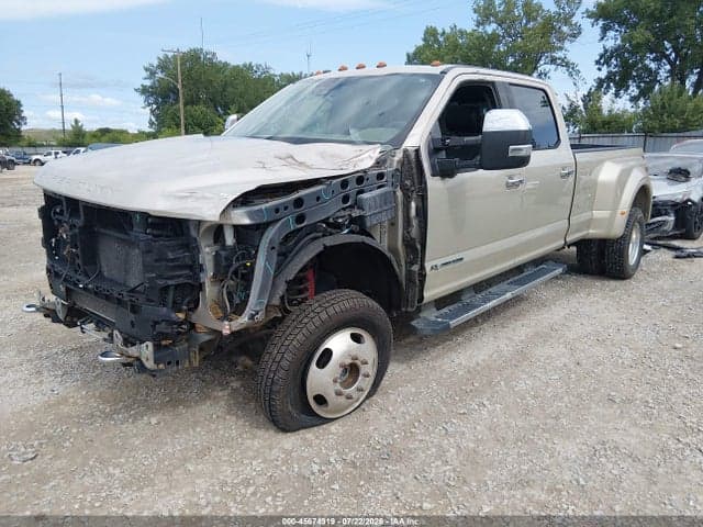 2017 FORD F-350 LARIAT 2