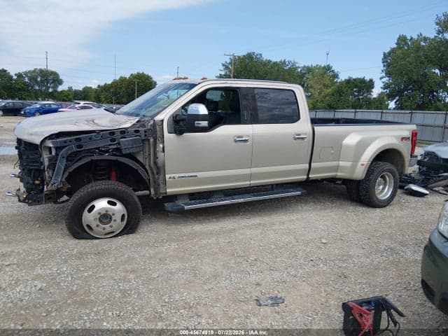 2017 FORD F-350 LARIAT 15