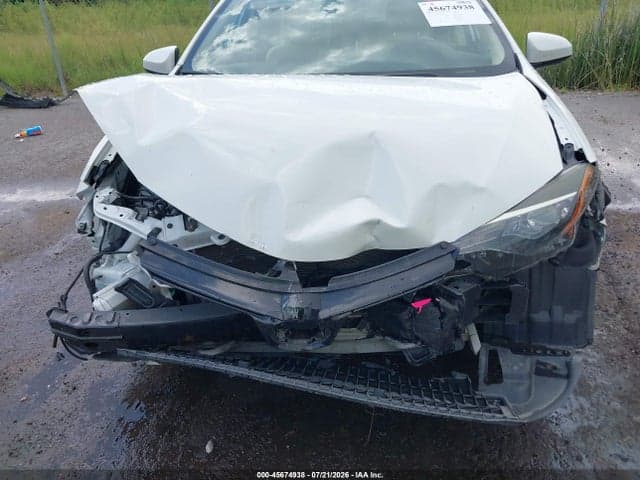 2018 TOYOTA COROLLA LE 10