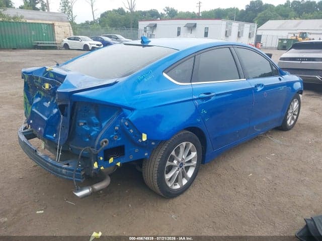 2020 FORD FUSION SE 4