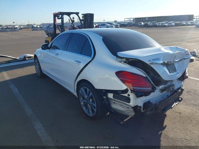 2019 MERCEDES-BENZ C 300 4MATIC 3