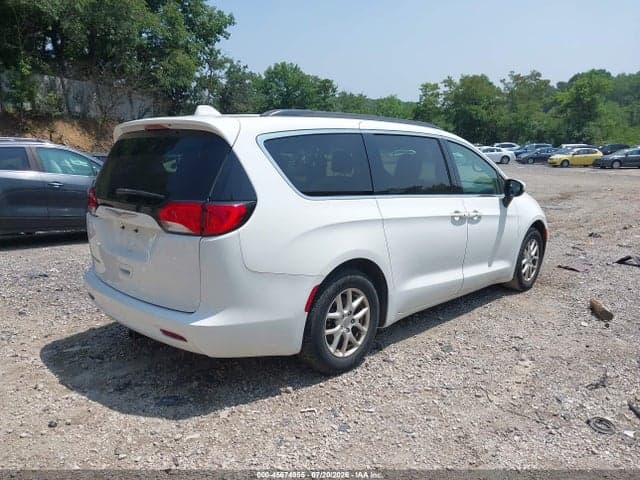 2020 CHRYSLER VOYAGER LXI 4