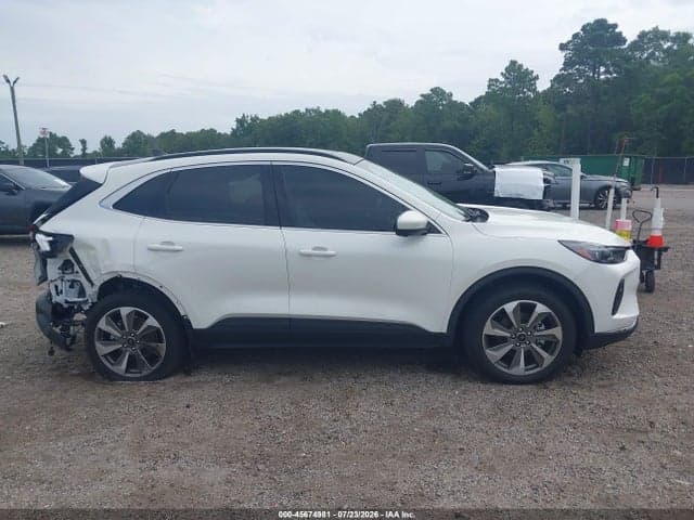 2024 FORD ESCAPE PLATINUM 14