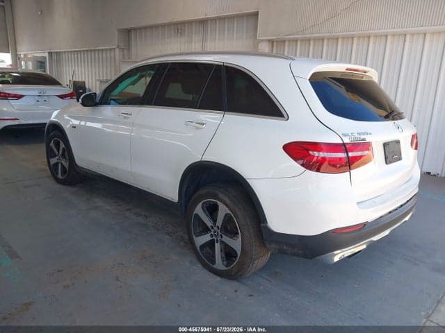 2019 MERCEDES-BENZ GLC 350E 4MATIC 3