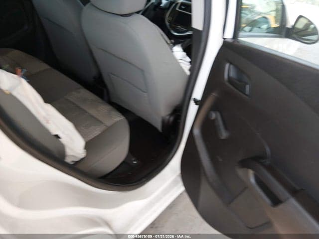 2020 CHEVROLET SONIC FWD 1FL 5-DOOR 8