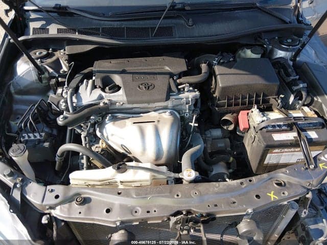 2017 TOYOTA CAMRY SE 10