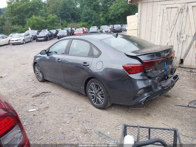 2023 KIA FORTE GT-LINE 3