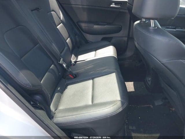 2020 KIA SPORTAGE S 8