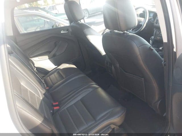 2017 FORD ESCAPE TITANIUM 8
