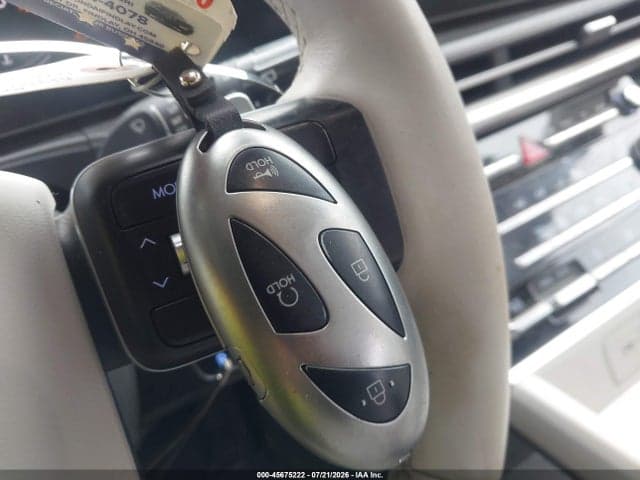 2025 HYUNDAI SANTA FE SE 11