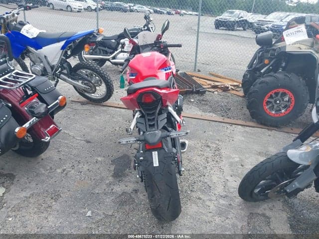 2026 HONDA CBR650 R 6