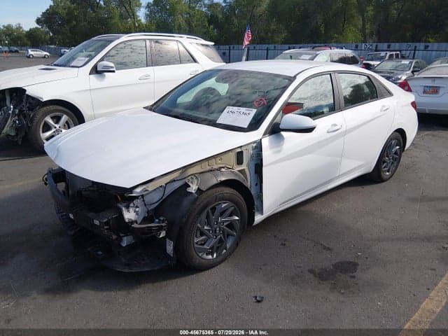 2024 HYUNDAI ELANTRA SEL 2