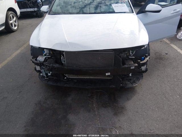 2024 HYUNDAI ELANTRA SEL 6