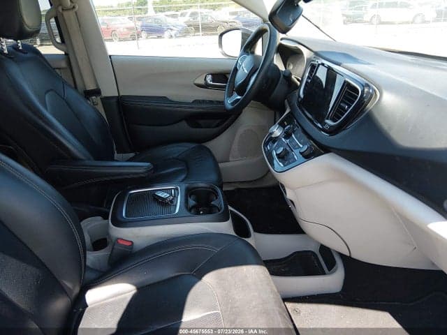 2022 CHRYSLER PACIFICA TOURING L 5