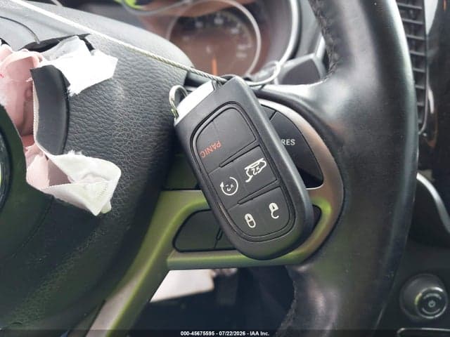 2020 JEEP CHEROKEE LIMITED 4X4 11