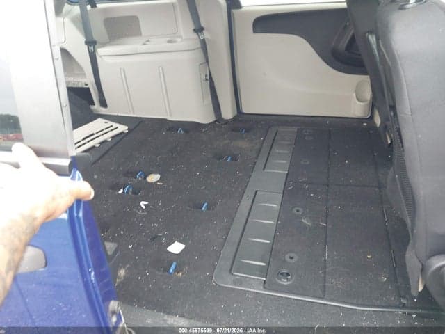 2019 DODGE GRAND CARAVAN SE 8