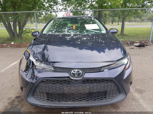 2022 TOYOTA COROLLA LE 12