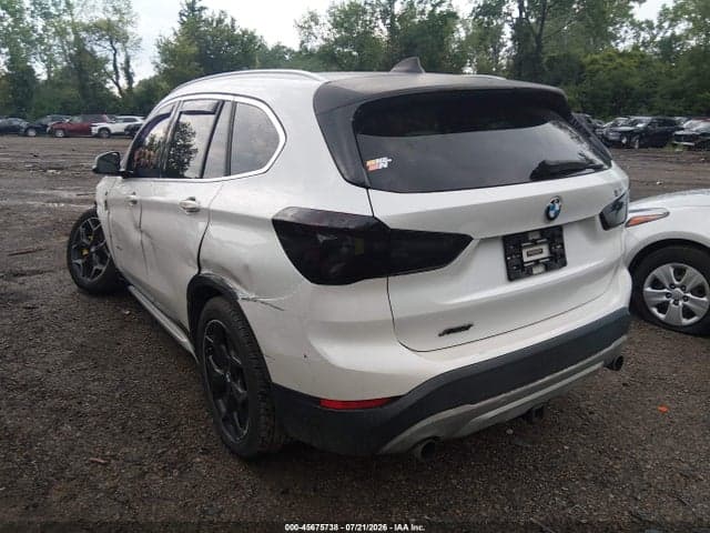 2017 BMW X1 XDRIVE28I 3