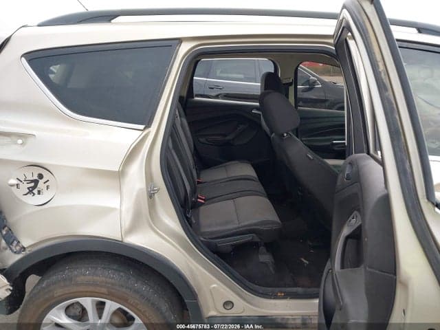 2017 FORD ESCAPE SE 8