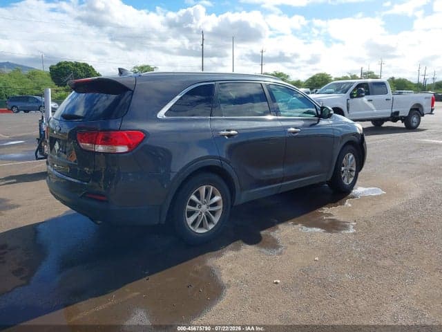 2017 KIA SORENTO 2.4L LX 4